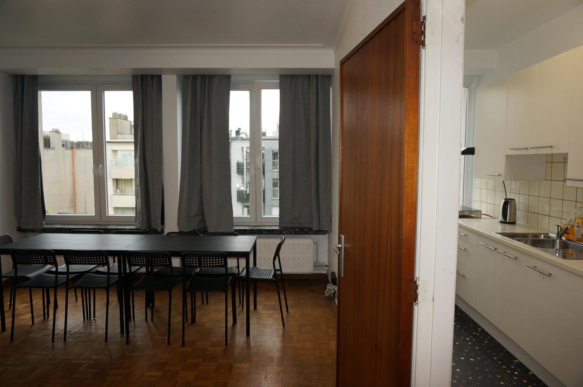 Belga Apartment 3 Bedrooms. أنتويرب المظهر الخارجي الصورة